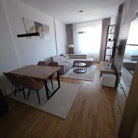 Liman 5 Riverside 209 I 109 With Free Private Parking Apartment