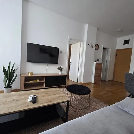 Liman 5 Riverside 209 I 109 With Free Private Parking Novi Sad