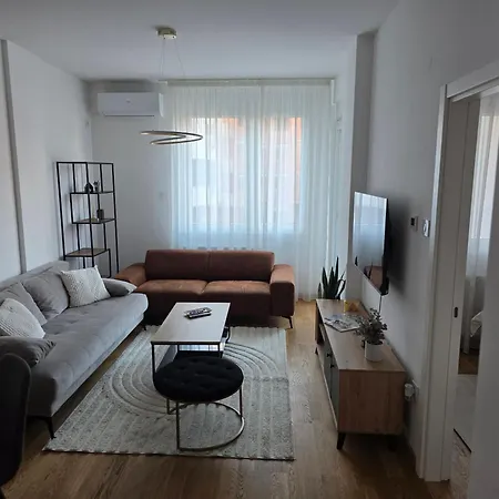 Liman 5 Riverside 209 I 109 With Free Private Parking Apartment