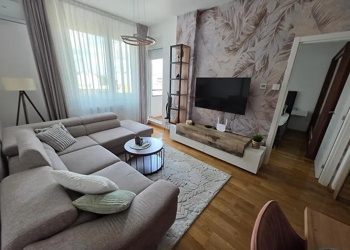 Daire Liman 5 Riverside 209 I 109 With Free Private Parking Novi Sad